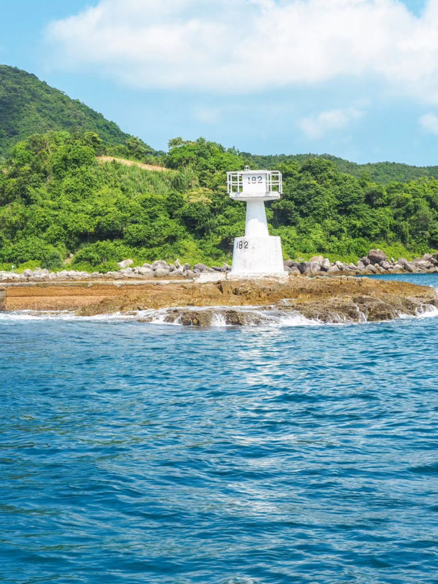 【夏日優惠🔥】香港西貢：半月灣浮潛🏖️，美景盡收眼底🤩🤩