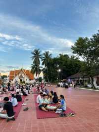 ถนนคนเดินข่วงเมืองน่าน