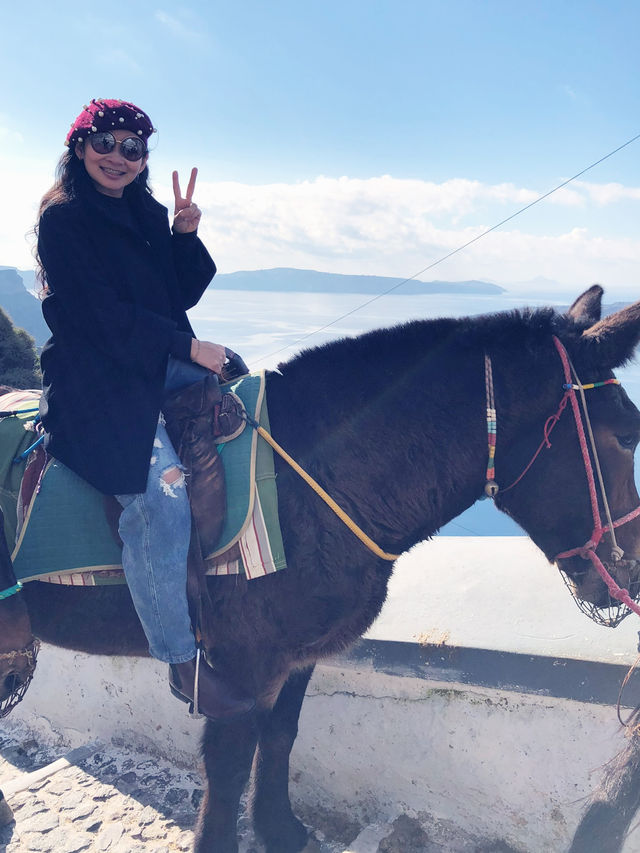 What makes SANTORINI FAMOUS?!?