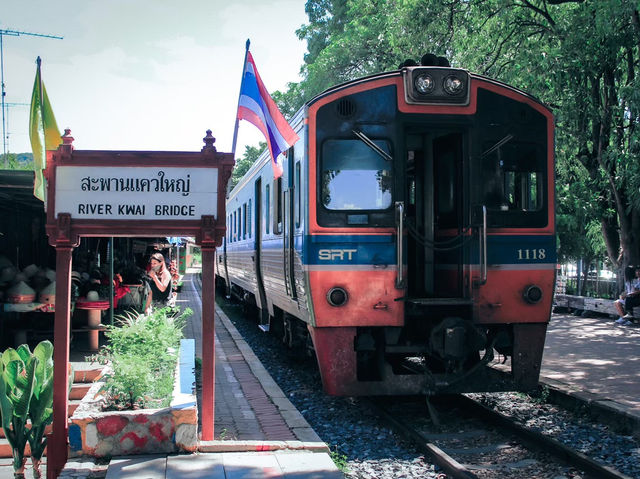 รีวิว นั่งรถไปเที่ยวถ้ำกระแซ (ทางรถไฟสายมรณะ) 🚂