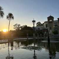 Plaza de América – A Romantic Garden Stroll