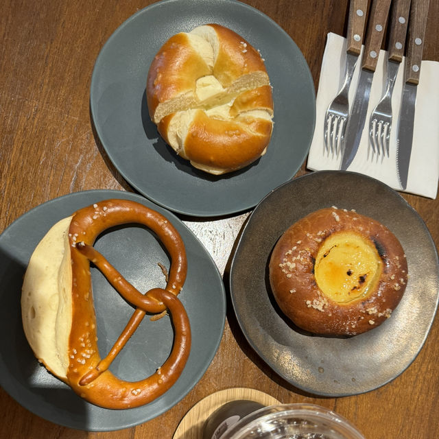OHU  Bakery, Chiangmai 🤎🐌 