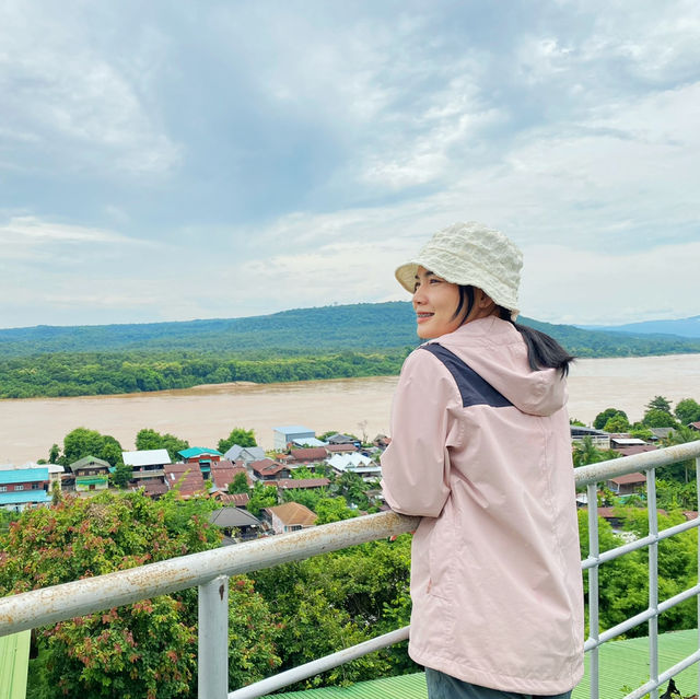 วัดถ้ำคูหาสวรรค์ - ชมวิวแม่น้ำโขง และฆ้องใหญ่