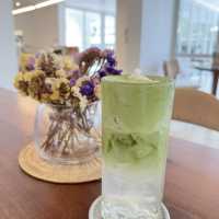 Double 3 Cafe