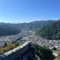 岐阜景點｜乘風而起、山嵐繚繞~日本最美山城—郡上八幡城