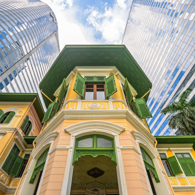 W Bangkok โรงแรมหรูย่านสาทร 🏢✨