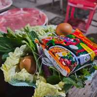 🐷 ร้านชิ้นดาด จุ่ม ตาติบ ตาโต หลวงพระบาง