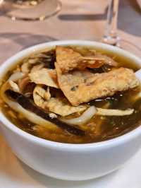 足料蛇羹煲仔飯