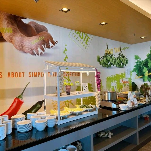 รีวิวโรงแรมไอบิสอิมแพ็ค Ibis Bangkok Impact