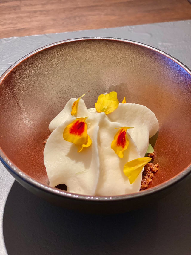 【大阪/天満橋】ハーブとスパイス、フルーツを使ったお料理がコンセプトのフランス料理店