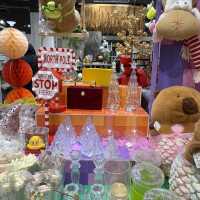 Solo Shopping Bliss at U.JU Malaysia