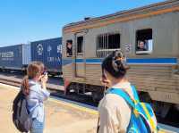 นั่งรถไฟลอยน้ำชมธรรมชาติกันที่บ้านโคกสลุง