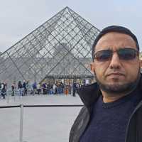 PARIS 