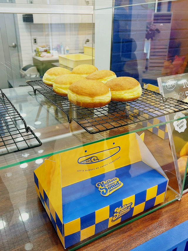 남해의 부드럽고 달콤한 도넛가게 ‘옐로우츄 도넛‘ 🍩💕