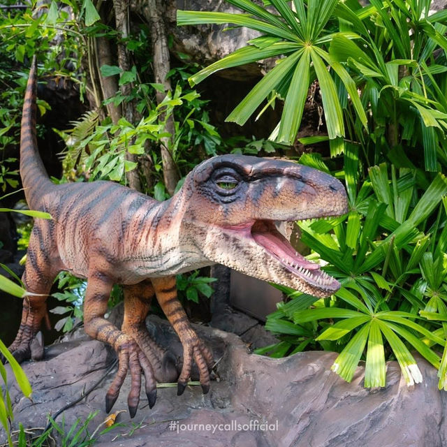 ไป 📸 กับไดโนเสาร์ล้านปี 🦖🦕ที่ภูเก็ตนี่เอง 🥰