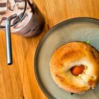 Chill, Work, and Dine at Seven Oaks