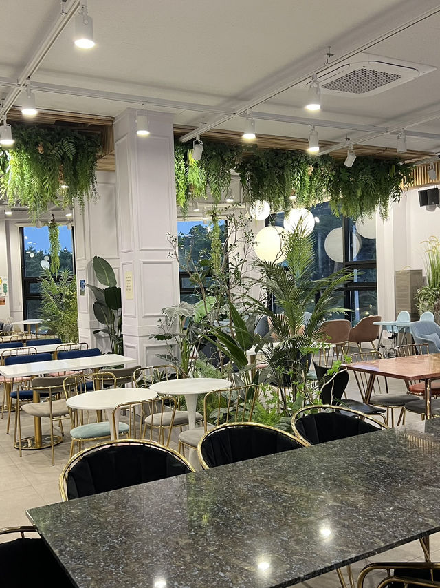 Niksen Cafe นัมยางจู