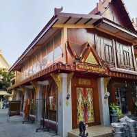 พิพิธภัณฑ์หลวงปู่เอี่ยมวัดสพานสูง นนทบุรี