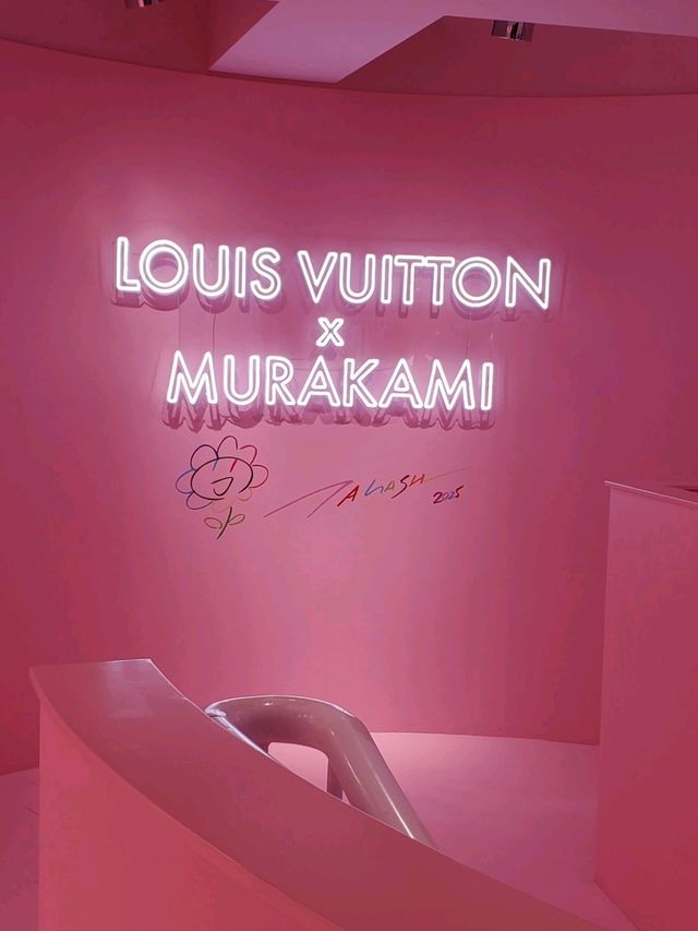 LOUIS VUITTON x MURAKAMI POP-UP STORE💗London💗
