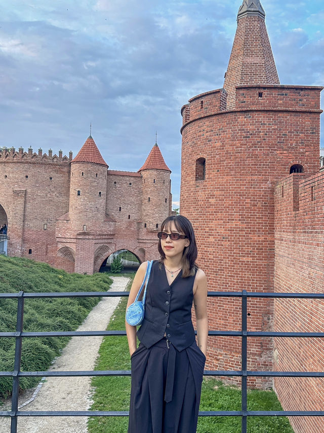 🇵🇱바르샤바 레이오버 가능했다 이말이야…🇵🇱