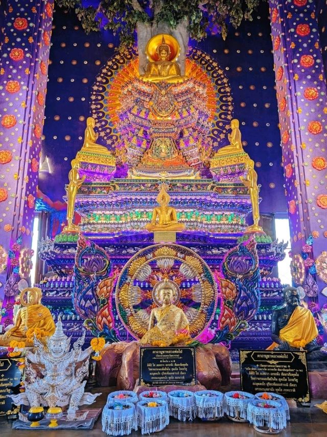 タイ🇹🇭アユタヤ💜パープル寺院　ワットクラークロン　魅力的でフォトジェニック‼