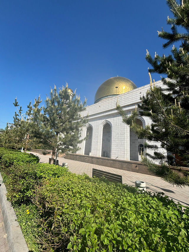 Walk Around Almaty City, Kazasthan🥰