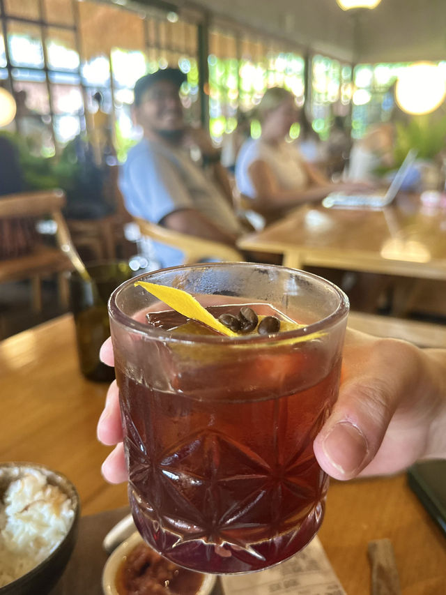 🇮🇩우붓맛집인데 커피☕️는 더 맛있는 논뷰식당