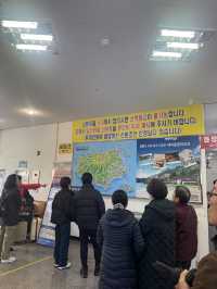 울진 후포항에서 크루즈 타기 전, 설레는 새벽 기다림