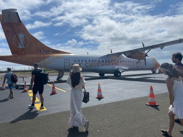 [🇳🇨イル・デ・パン] 絶景フライト！エアカレドニアでヌメアからイル・デ・パンへ