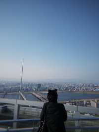 ชมวิวโอซาก้าแบบ 360 องศาที่ Umeda Sky Building