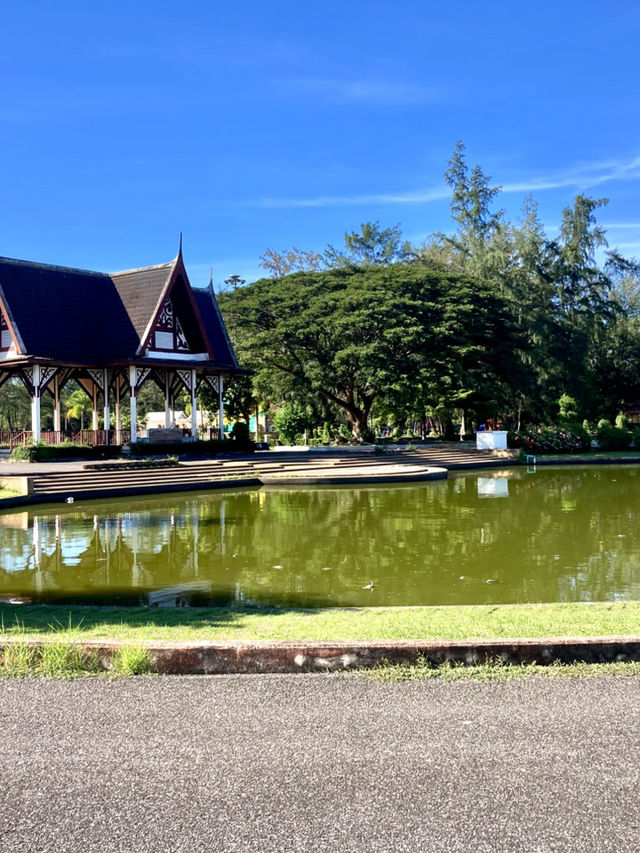 Pavillion of Reflection and Relaxation