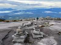 The breathtaking views during descent from Low’s Peak