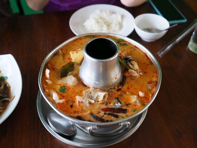 ร้านอาหารบ้านกงพะเนียง