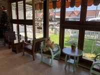 สวนหน้าบ้าน คาเฟ่ขนมปังโฮมเมท  ชลบุรี