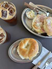 【韓国/梨泰院】朝8時open❣️ハチミツ&チーズが絶品なベーグルcafe🥯