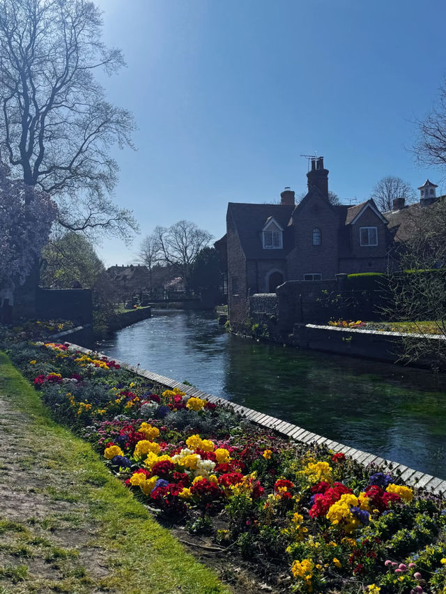 Springtime Stroll in Canterbury! A Beautiful Painted Town
