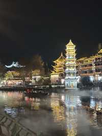 เที่ยวจีน Fenghuang เหมือนหลุดไปในยุทธภพ！
