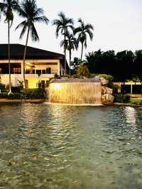 Chillax Pool Bar: Oasis Vibes and Poolside Sips at Cyberview Resort