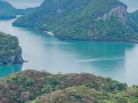 ผาจันทร์จรัส หมู่เกาะอ่างทอง 🏝️🌊