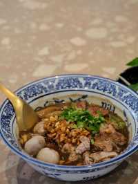  曼谷｜在地人狂推！這家不排隊Thong Smith船麵Thong Smith @Ari