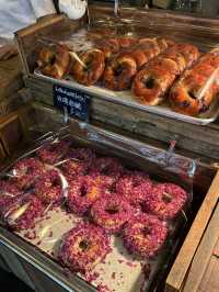 NEW YORK BAGELOUS MUSEUM คาเฟ่เบเกิลใจกลางเซี่ยงไฮ้