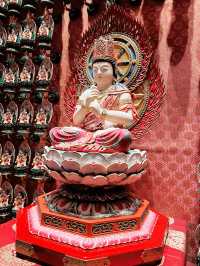 Discovering Serenity at the Buddha Tooth Relic Temple, Chinatown