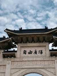🌸 Tranquility in the Heart of Taipei – Longshan Temple Magic