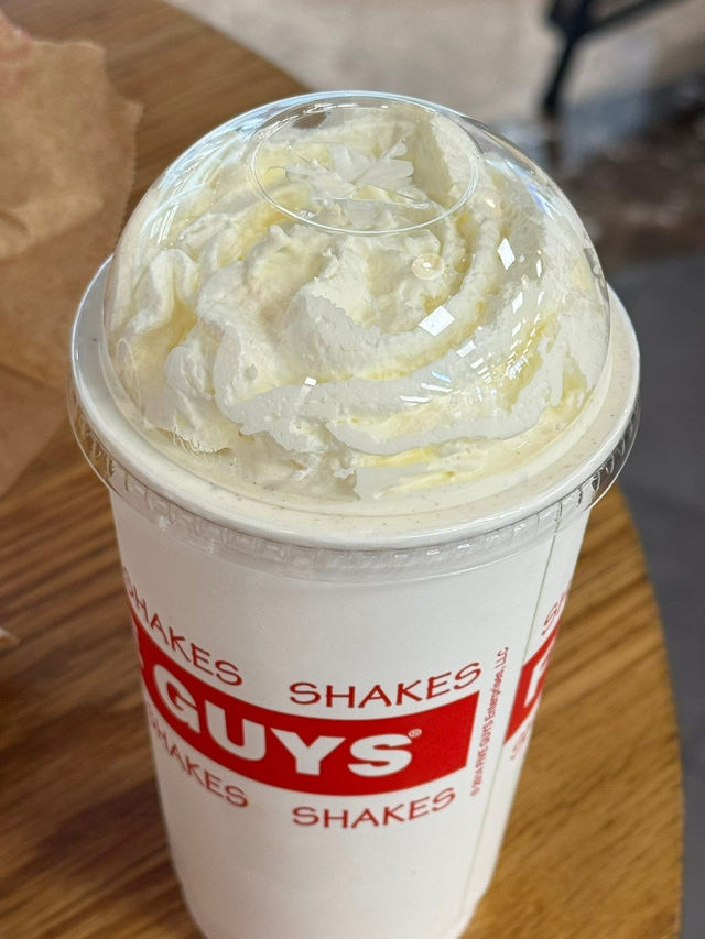 Five Guys ร้านแฮมเบอร์เกอร์ในเซี่ยงไฮ้
