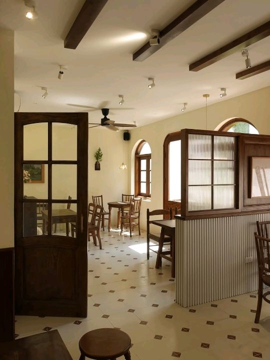 A•mó•re wasn’t just a café