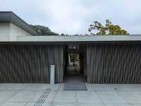 金澤 | 鈴木大拙館，位於市區內的深沉寂靜。