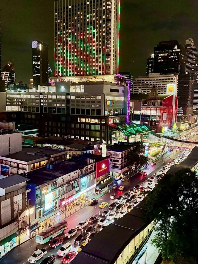 🏙️ Novotel Bangkok on Siam Square – City Life at Your Doorstep 🏙️