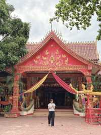 Wat that สัมผัสวัดพื้นบ้านสวยๆที่วังเวียง 