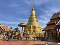 กราบไหว้พระธาตุขอพร “วัดพระธาตุหริภุญชัย”