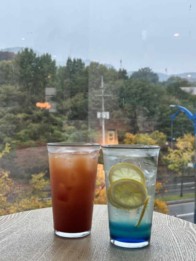 대구 근교 경산 대형카페 [브리즈온]🌸